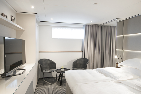 Emerald Waterways Star-Ships Accommodation Stateroom.jpg